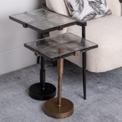 Mesa Auxiliar Preto Metal-Cristal Room 41 X 32 X 59 Cm
