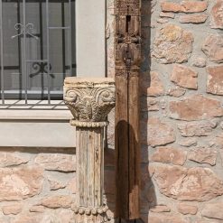 Alternative view of Coluna 22X22X176 Castanho