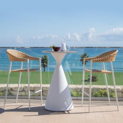 Alternative view of Banco Niva Branco