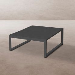 Mesa baixa Io em alumínio grafite 100 x 100 x 45 cm